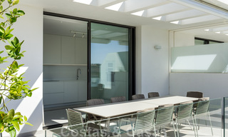 Instapklaar modern designer penthouse appartement te koop met 3 slaapkamers in luxe resort in Marbella - Estepona 33422 