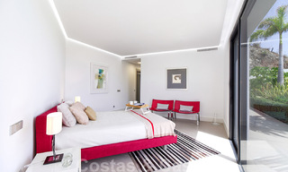 Instapklare exclusieve moderne luxevilla te koop in Benahavis - Marbella met schitterend open uitzicht over de golf en de zee 33526 