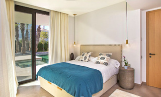 Instapklare, tweedelijns strand, eigentijdse Andalusische designer-stijl villa te koop, Marbella - Estepona Oost 33453 