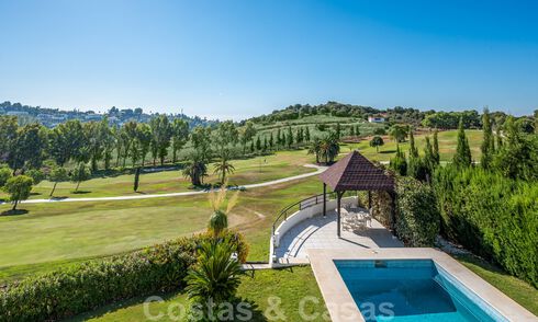 Instapklare, eerstelijns golf, nieuwe, moderne luxevilla te koop in Marbella - Benahavis met schitterend golfzicht 33487
