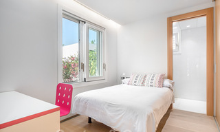 Modern gerenoveerde villa te koop in een rustige, residentiële omgeving nabij golf en strand in Guadalmina nabij San Pedro - Marbella 34130 