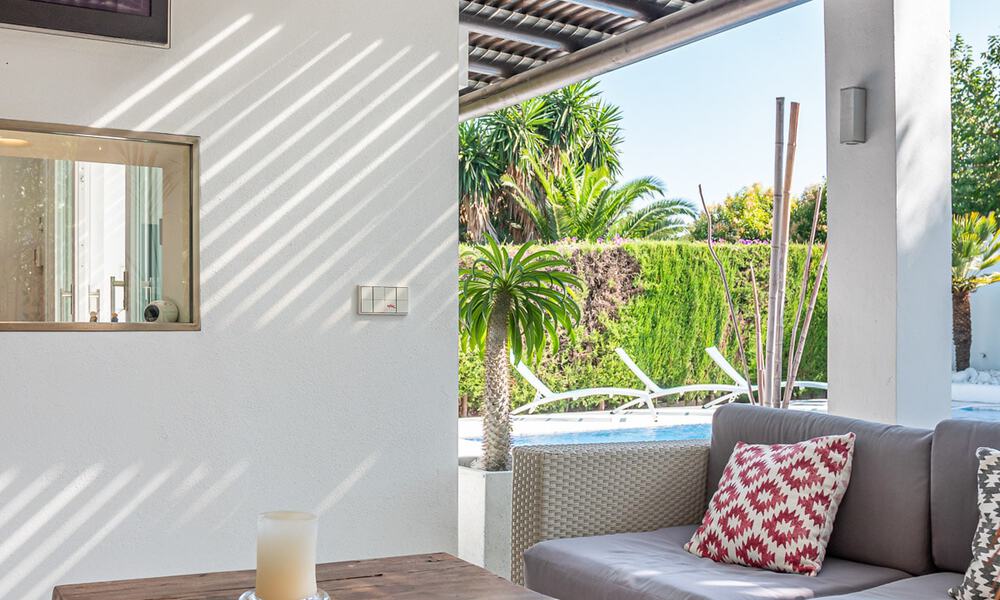 Modern gerenoveerde villa te koop in een rustige, residentiële omgeving nabij golf en strand in Guadalmina nabij San Pedro - Marbella 34136