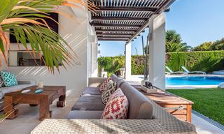 Modern gerenoveerde villa te koop in een rustige, residentiële omgeving nabij golf en strand in Guadalmina nabij San Pedro - Marbella 34146 