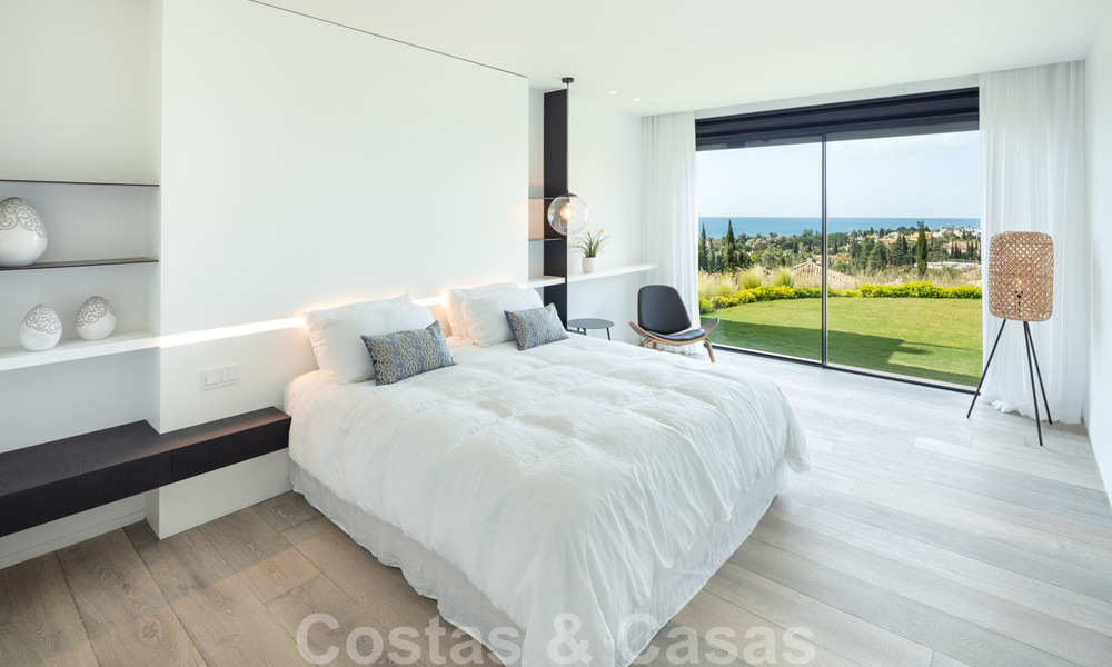 Moderne mediterrane design villa te koop met panoramisch zeezicht in Cascada de Camojan, Golden Mile, Marbella 34299
