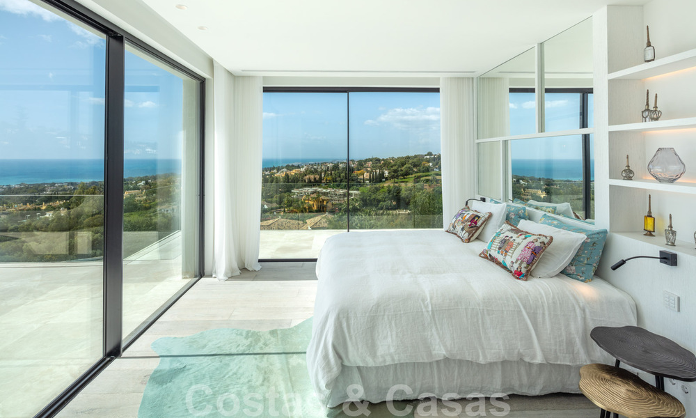 Moderne mediterrane design villa te koop met panoramisch zeezicht in Cascada de Camojan, Golden Mile, Marbella 34303