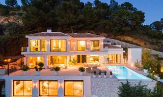 Moderne mediterrane design villa te koop met panoramisch zeezicht in Cascada de Camojan, Golden Mile, Marbella 34318 