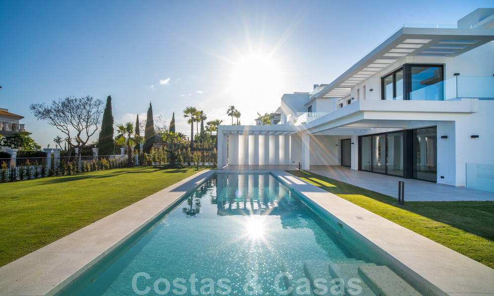 Instapklare, nieuwe moderne villa te koop in vijfsterren golfresort in Marbella - Benahavis 34504