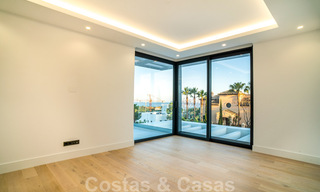 Instapklare, nieuwe moderne villa te koop in vijfsterren golfresort in Marbella - Benahavis 34507 