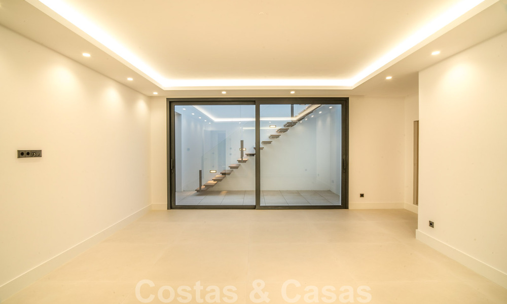 Instapklare, nieuwe moderne villa te koop in vijfsterren golfresort in Marbella - Benahavis 34508
