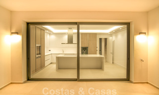 Instapklare, nieuwe moderne villa te koop in vijfsterren golfresort in Marbella - Benahavis 34524 