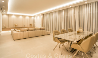 Instapklare, moderne nieuwbouwvilla te koop met zeezicht in vijfsterren golfresort in Marbella - Benahavis 34580 