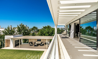 Nieuw op de markt! Moderne luxevilla te koop in het hart van de Golden Mile, Marbella 34679 