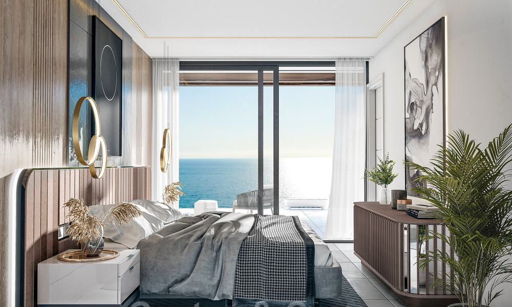 Moderne luxevilla’s te koop met open panoramisch zeezicht naar de Afrikaanse kust te koop in Manilva aan de Costa del Sol 34716