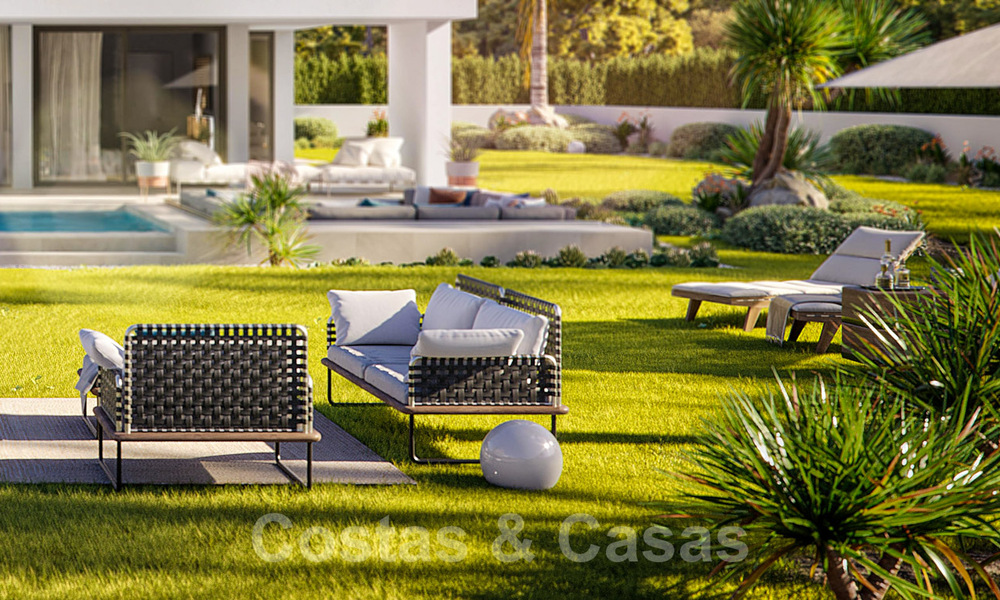 Moderne luxevilla’s te koop met open panoramisch zeezicht naar de Afrikaanse kust te koop in Manilva aan de Costa del Sol 34721