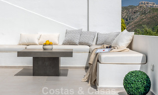 Smaakvol gerenoveerd appartement te koop met ruim terras, zee- en bergzicht in La Quinta golfresort, Benahavis - Marbella 34820 