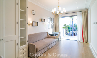 Luxevilla te koop in een eigentijdse klassieke stijl met zeezicht in vijfsterren golfresort in Marbella - Benahavis 775503 