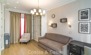 Luxevilla te koop in een eigentijdse klassieke stijl met zeezicht in vijfsterren golfresort in Marbella - Benahavis 775516 