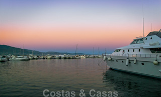 Moderne luxe appartementen te koop aan een idyllisch meer met panoramisch uitzicht in Nueva Andalucia - Marbella. NIEUWE FASE. 34968 
