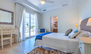 Beachside villa te koop in exclusieve woonwijk aan het strand aan de Golden Mile in Marbella 34999 