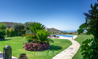 Mediterrane luxevilla te koop in het exclusieve Marbella Club Golf Resort te Benahavis aan de Costa del Sol 35069 
