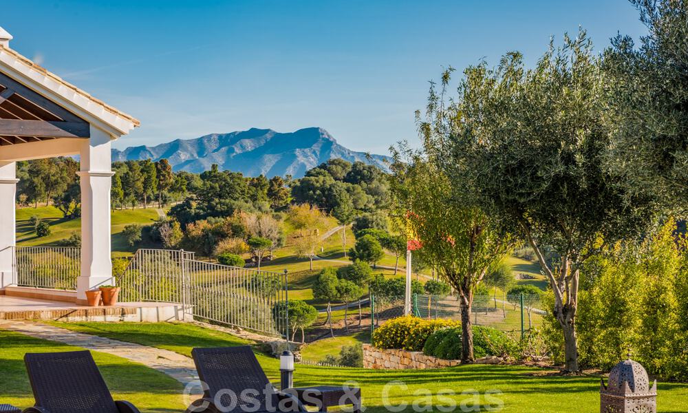 Mediterrane luxevilla te koop in het exclusieve Marbella Club Golf Resort te Benahavis aan de Costa del Sol 35079