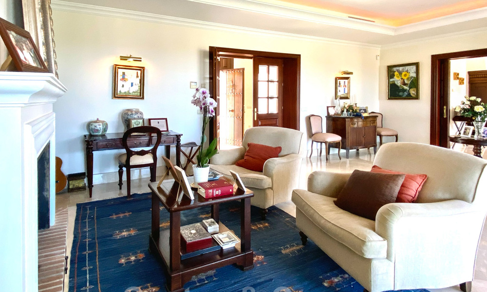 Mediterrane luxevilla te koop in het exclusieve Marbella Club Golf Resort te Benahavis aan de Costa del Sol 35088