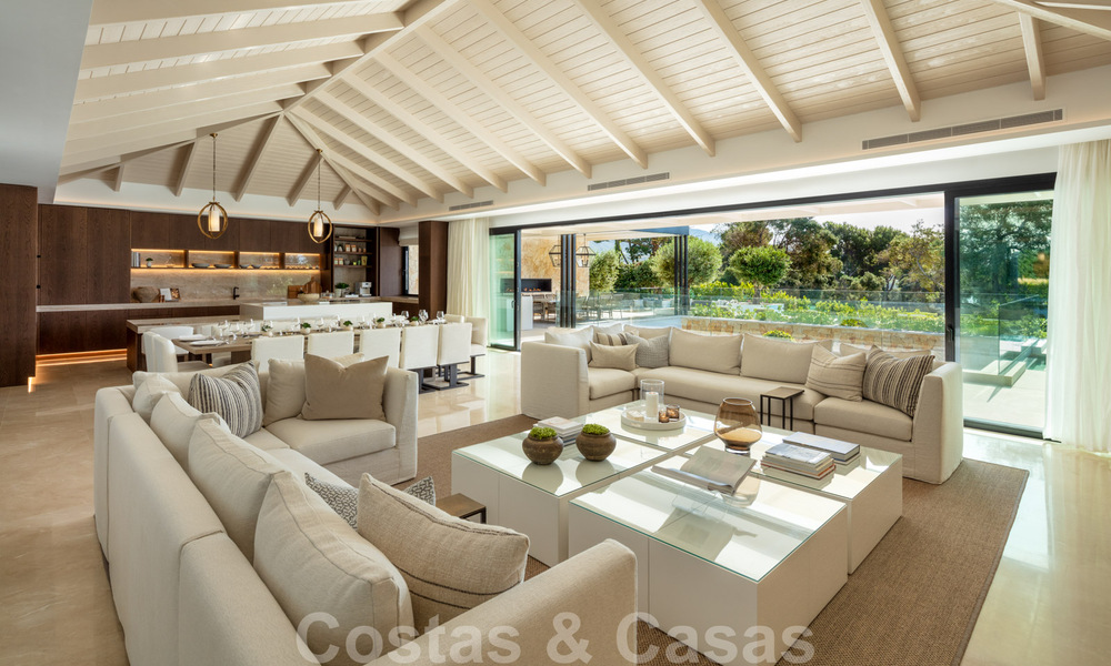 Exclusieve villa te koop, eerstelijns Aloha golf in afgesloten woonwijk in Nueva Andalucia - Marbella 35327
