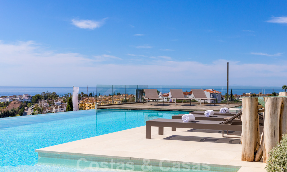 Instapklare, eigentijdse moderne villa te koop met golf- en zeezicht in vijfsterren golfresort in Marbella – Benahavis 35369