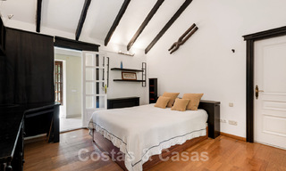 Romantische eerstelijns golf villa te koop in Nueva Andalucia, Marbella met prachtig uitzicht op de golfbaan 35516 
