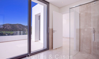 Instapklare, nieuwe moderne luxevilla te koop in Marbella - Benahavis in een beveiligde urbanisatie 35713 