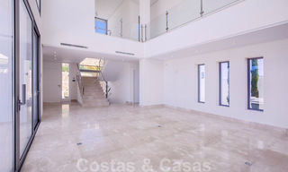Instapklare, nieuwe moderne luxevilla te koop in Marbella - Benahavis in een beveiligde urbanisatie 35714 