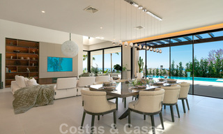 Instapklare, nieuwe moderne villa te koop met zeezicht vanaf ieder niveau in een vijfsterren golfresort in Marbella - Benahavis 35724 