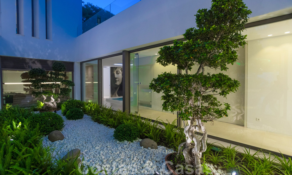 Instapklare, super luxueuze, nieuwe moderne villa te koop, met schitterend uitzicht in een golf urbanisatie in Marbella - Benahavis 35844