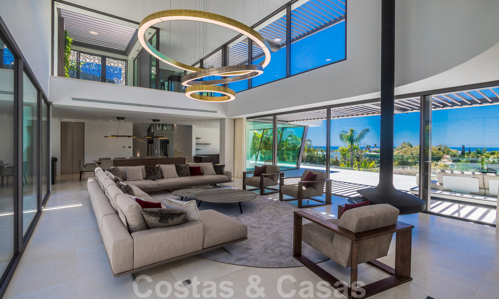 Instapklare, super luxueuze, nieuwe moderne villa te koop, met schitterend uitzicht in een golf urbanisatie in Marbella - Benahavis 35846