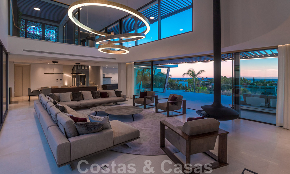 Instapklare, super luxueuze, nieuwe moderne villa te koop, met schitterend uitzicht in een golf urbanisatie in Marbella - Benahavis 35852