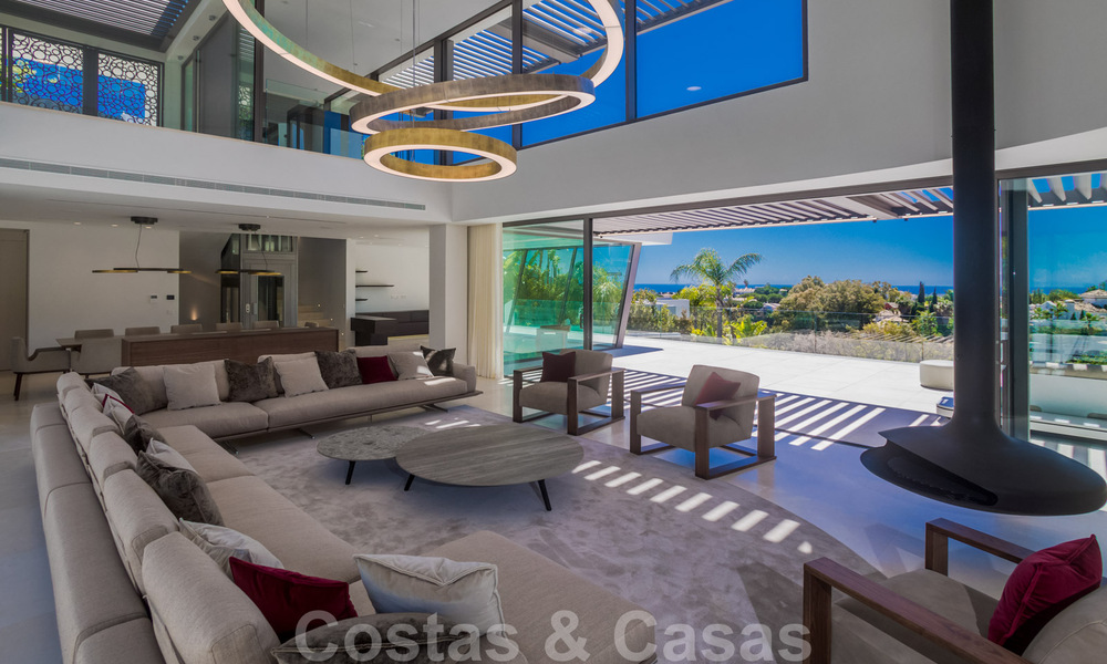 Instapklare, super luxueuze, nieuwe moderne villa te koop, met schitterend uitzicht in een golf urbanisatie in Marbella - Benahavis 35856