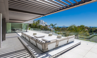 Instapklare, super luxueuze, nieuwe moderne villa te koop, met schitterend uitzicht in een golf urbanisatie in Marbella - Benahavis 35857 