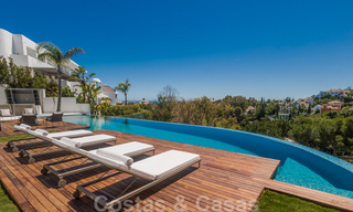 Instapklare, super luxueuze, nieuwe moderne villa te koop, met schitterend uitzicht in een golf urbanisatie in Marbella - Benahavis 35863 