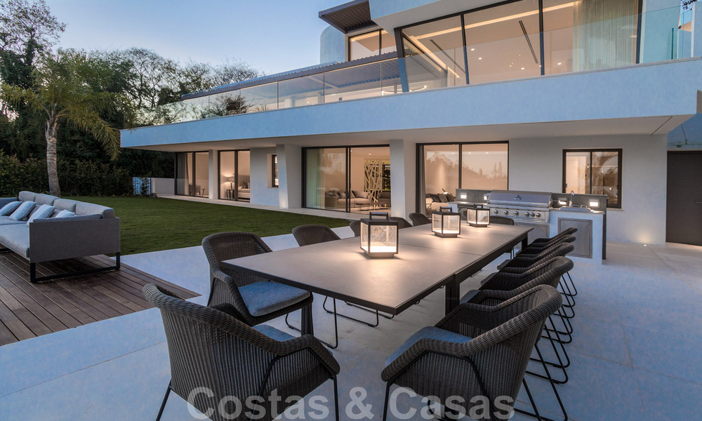 Instapklare, super luxueuze, nieuwe moderne villa te koop, met schitterend uitzicht in een golf urbanisatie in Marbella - Benahavis 35865