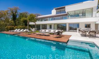 Instapklare, super luxueuze, nieuwe moderne villa te koop, met schitterend uitzicht in een golf urbanisatie in Marbella - Benahavis 35866 