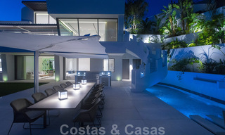 Instapklare, super luxueuze, nieuwe moderne villa te koop, met schitterend uitzicht in een golf urbanisatie in Marbella - Benahavis 35876 