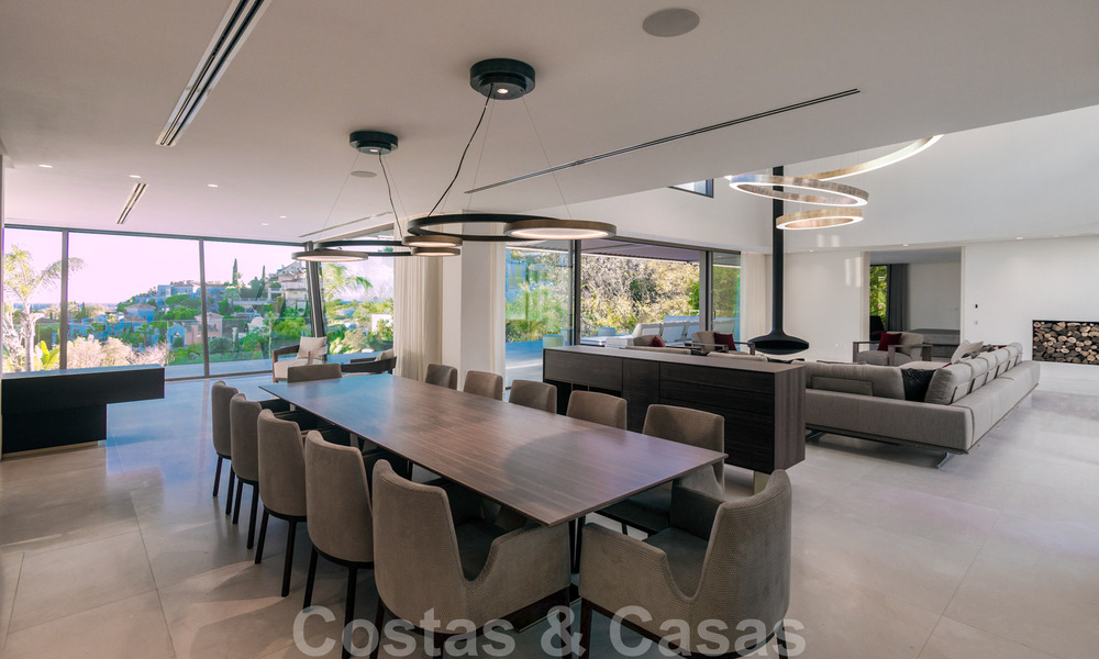 Instapklare, super luxueuze, nieuwe moderne villa te koop, met schitterend uitzicht in een golf urbanisatie in Marbella - Benahavis 35881