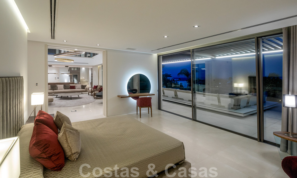 Instapklare, super luxueuze, nieuwe moderne villa te koop, met schitterend uitzicht in een golf urbanisatie in Marbella - Benahavis 35889