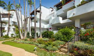Luxueus gerenoveerd 4-slaapkamer appartement te koop in Puente Romano - Golden Mile, Marbella 35942 