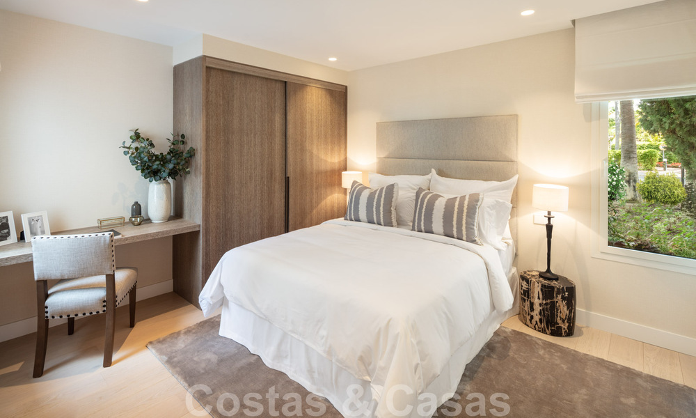 Luxueus gerenoveerd 4-slaapkamer appartement te koop in Puente Romano - Golden Mile, Marbella 35954