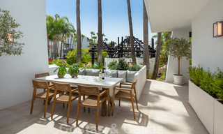 Luxueus gerenoveerd 4-slaapkamer appartement te koop in Puente Romano - Golden Mile, Marbella 35960 