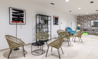 Instapklaar, nieuw modern appartement te koop in golfresort tussen Marbella en Estepona. Sterk verlaagd in prijs. 36007 