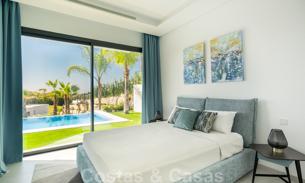 Instapklare, gloednieuwe moderne designer villa met prachtig uitzicht te koop te Marbella - Benahavis 36054