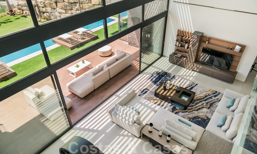 Instapklare, gloednieuwe moderne designer villa met prachtig uitzicht te koop te Marbella - Benahavis 36062