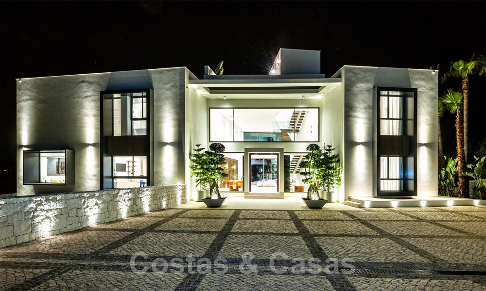 Nieuwbouw luxevilla te koop met zeezicht in het exclusieve La Zagaleta Golfresort, Benahavis - Marbella. Instapklaar. 40193